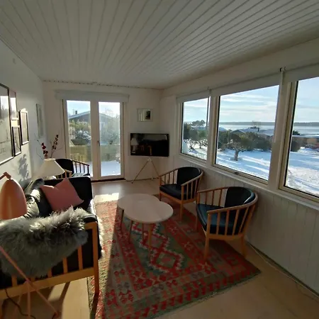 Cozy Summerhouse With Spectacular Views *